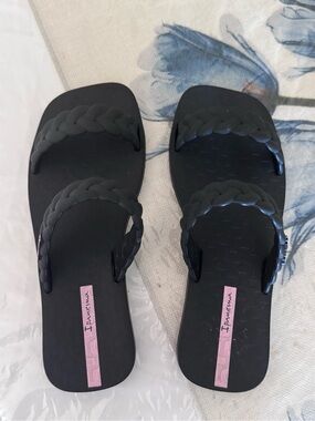 Ipanema Black Braided Double-Strap Slide Sandals with Pink Logo